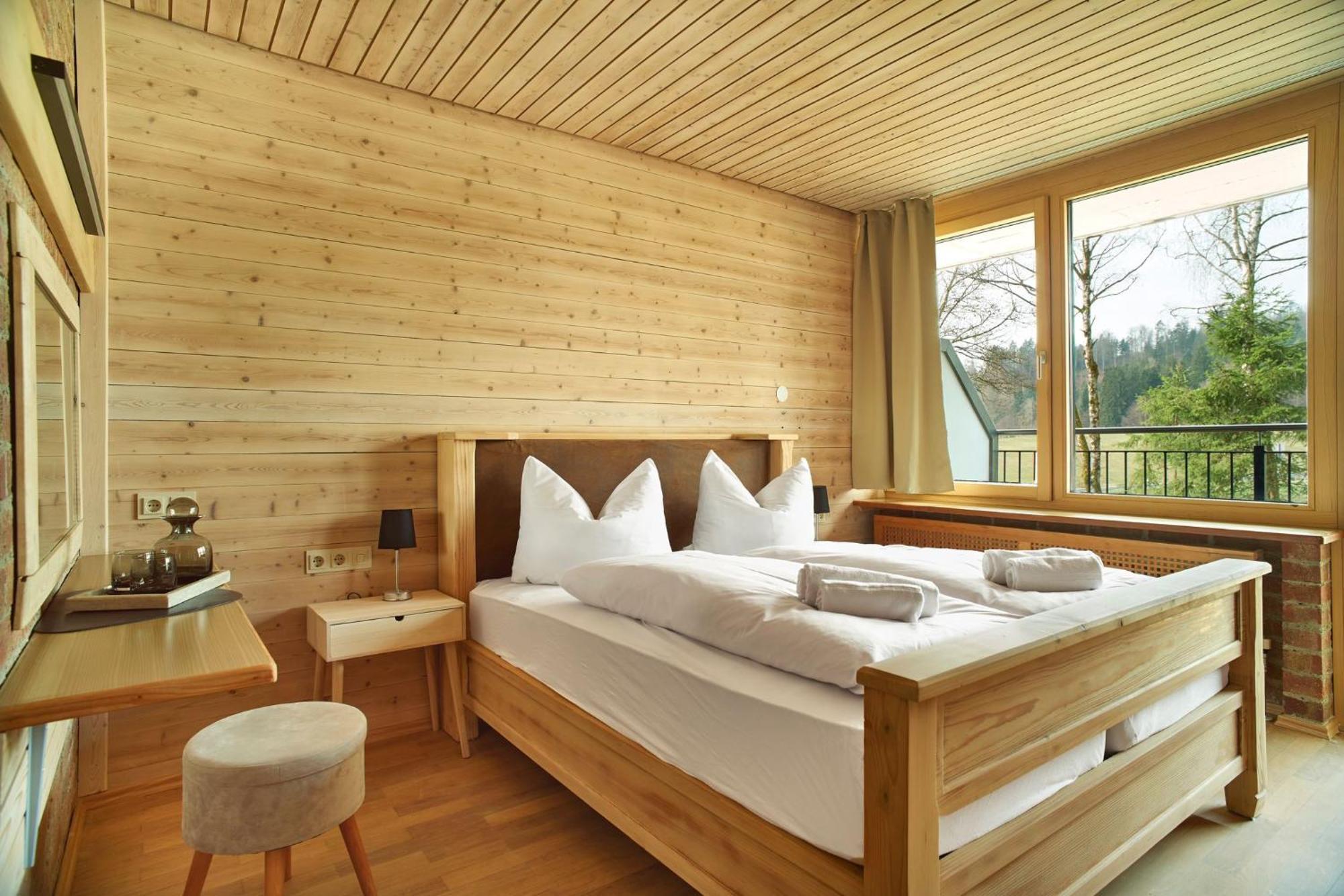 Das Dreiburgensee Naturhotel & Spa Thurmansbang Екстериор снимка