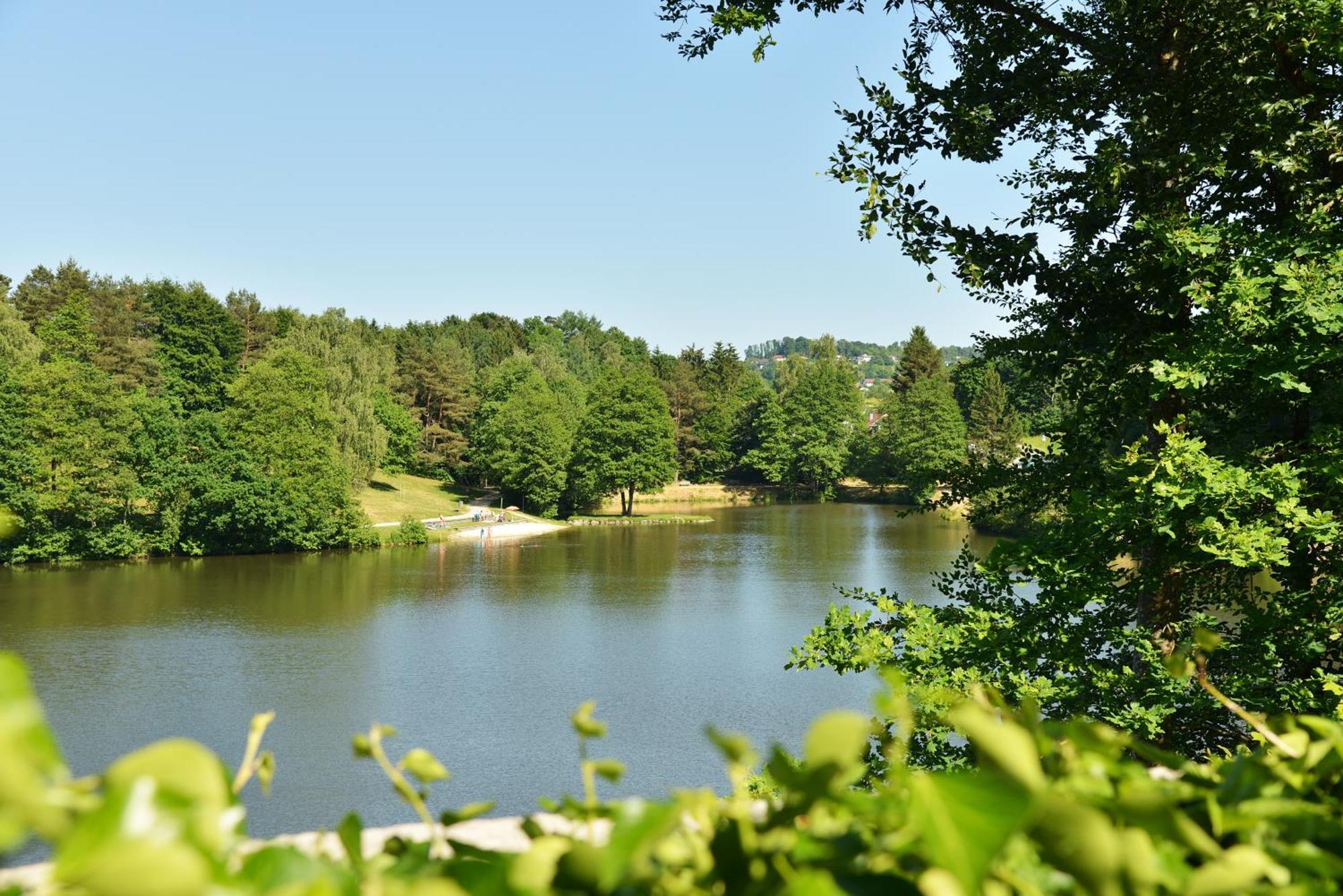 Das Dreiburgensee Naturhotel & Spa Thurmansbang Екстериор снимка