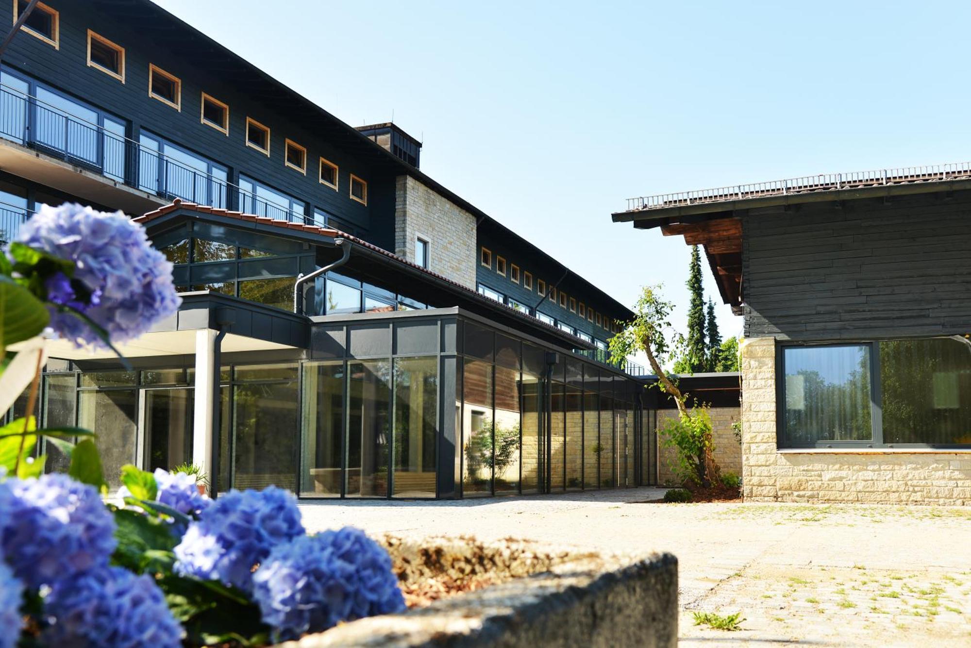 Das Dreiburgensee Naturhotel & Spa Thurmansbang Екстериор снимка
